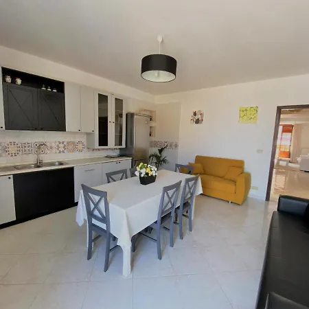 Made In Sicilia -in Centro, Aria Condizionata E No Ztl- City Centre, Aircon And No Ltz Apartment