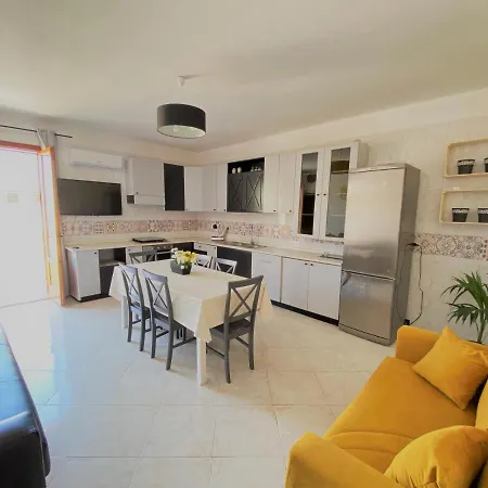 Made In Sicilia -in Centro, Aria Condizionata E No Ztl- City Centre, Aircon And No Ltz Apartment Castellammare del Golfo