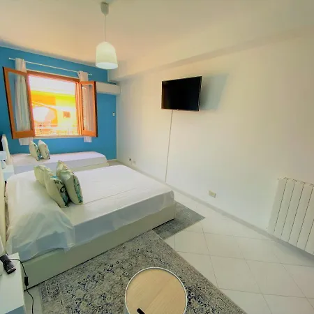 Apartment Made In Sicilia -in Centro, Aria Condizionata E No Ztl- City Centre, Aircon And No Ltz *
