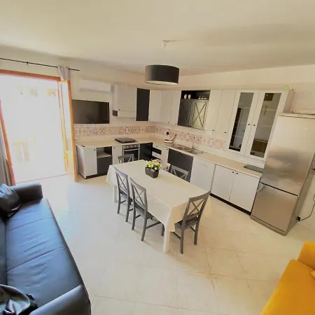 Apartment Made In Sicilia -in Centro, Aria Condizionata E No Ztl- City Centre, Aircon And No Ltz Castellammare del Golfo