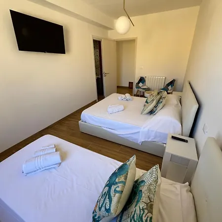 Made In Sicilia -in Centro, Aria Condizionata E No Ztl- Centre, Aircon And No Ltz * Castellammare del Golfo