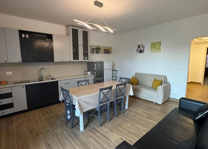 Made In Sicilia -in Centro, Aria Condizionata E No Ztl- Centre, Aircon And No Ltz * Castellammare del Golfo